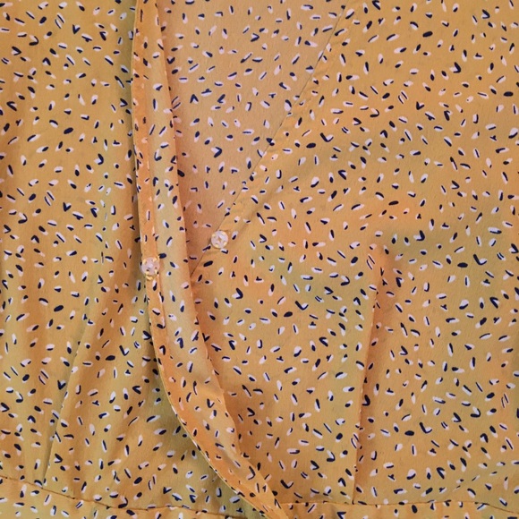 Flutter Sleeve Wrap Dress - Picture 2 of 3